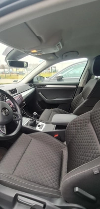 Skoda Superb cena 89990 przebieg: 61000, rok produkcji 2020 z Słupsk małe 67